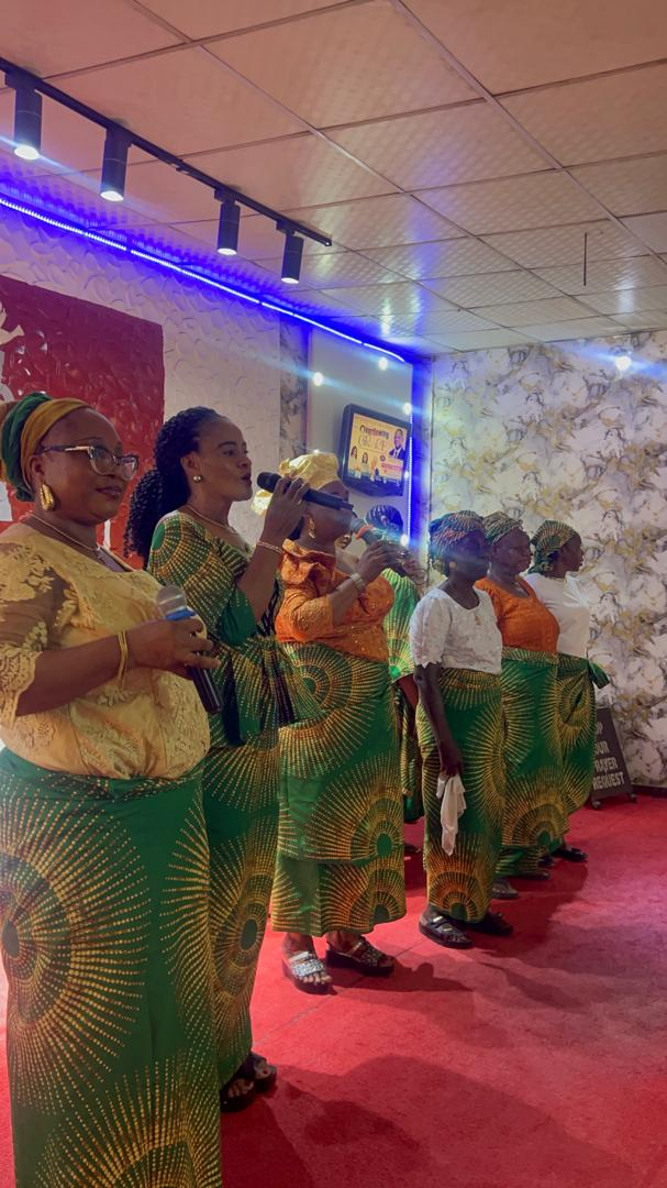 Mothers in Worship & Song