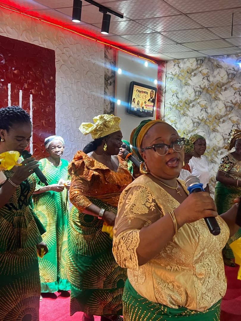 Joyful Ministration at the Altar